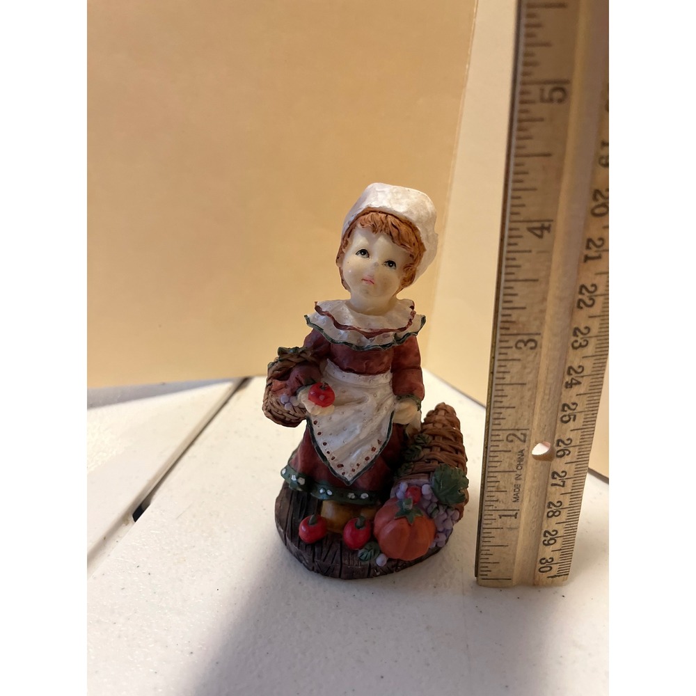 Vintage Thanksgiving Pilgrim Girl Figurine Harvest Cornucopia Resin Decor 4.5"